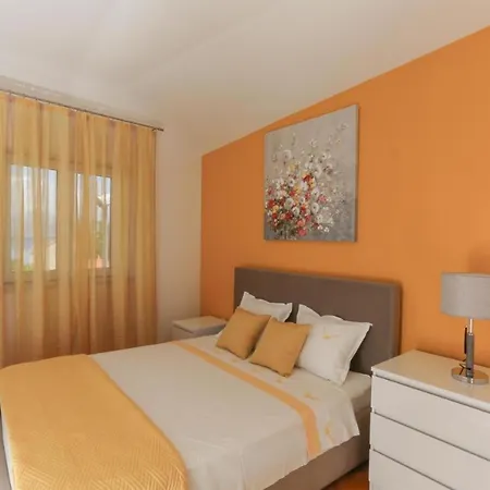 Apartman Tonka Appartement Supetar