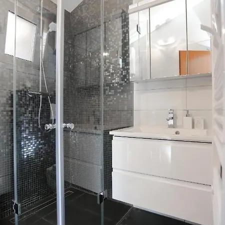 Apartman Tonka * Supetar